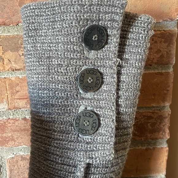 UGG Classic Cardy Button Detailed Gray Knit Boots - Picture 3 of 7